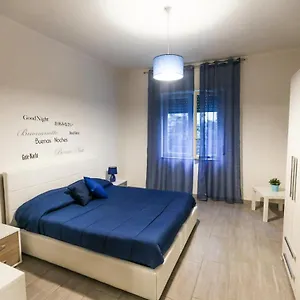 Habitat: Luxury Centro , Napoli Italia